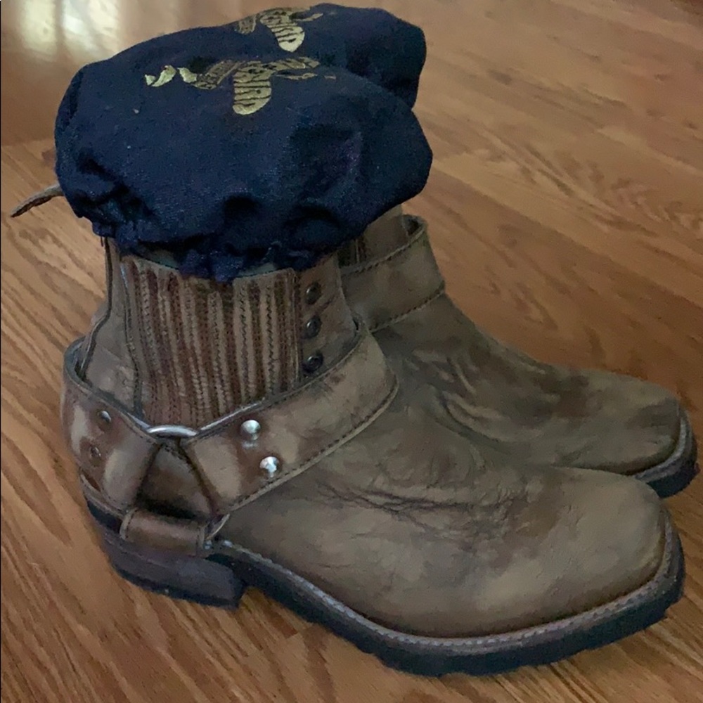 Freebird/ whiskey booties